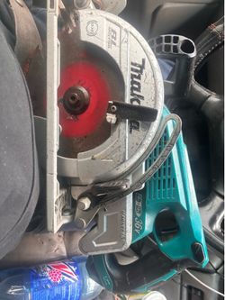 Makita worm drive saw ( cordless)