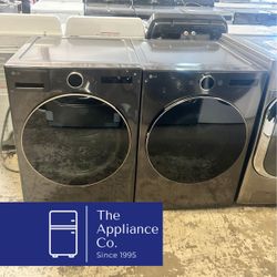 LG Front Load Washer and Gas Dryer Set
