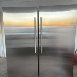 Electrolux 2023  Freezer And Fridge Work Perfect In Good Condition Free Delivery 