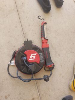 Snap On Tools R2-KB2FLS Fluorescent Light Retractable Reel 30 Ft. In Great