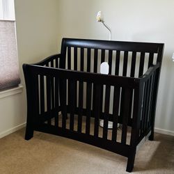 Solid Wood Convertible Crib/Toddler Bed