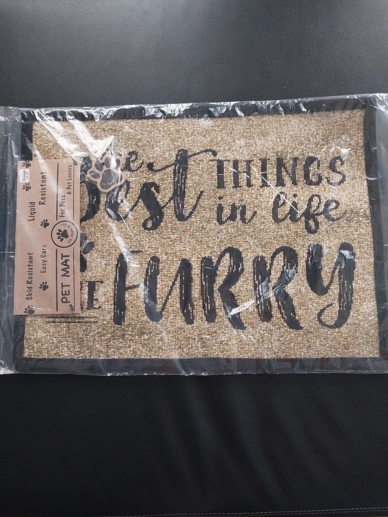 pet mat. new