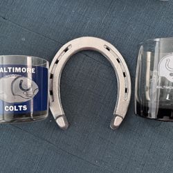 Vintage Baltimore Colts - NFL Glass with Horseshoe