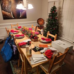 8 FT Dining Room Table 