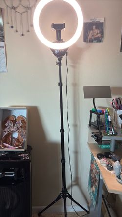 Smart Phone Selfie Holder Editing