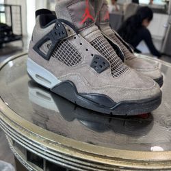 Nike Air Jordan 11 Retro PS  4y 