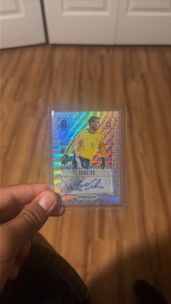 Panini 2026 Prizm FIFA World Cup Throwback RONALDO AUTOGRAPH Wave #12-R9