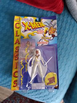 X-men Action Figure Glow In The Dark Storm. 