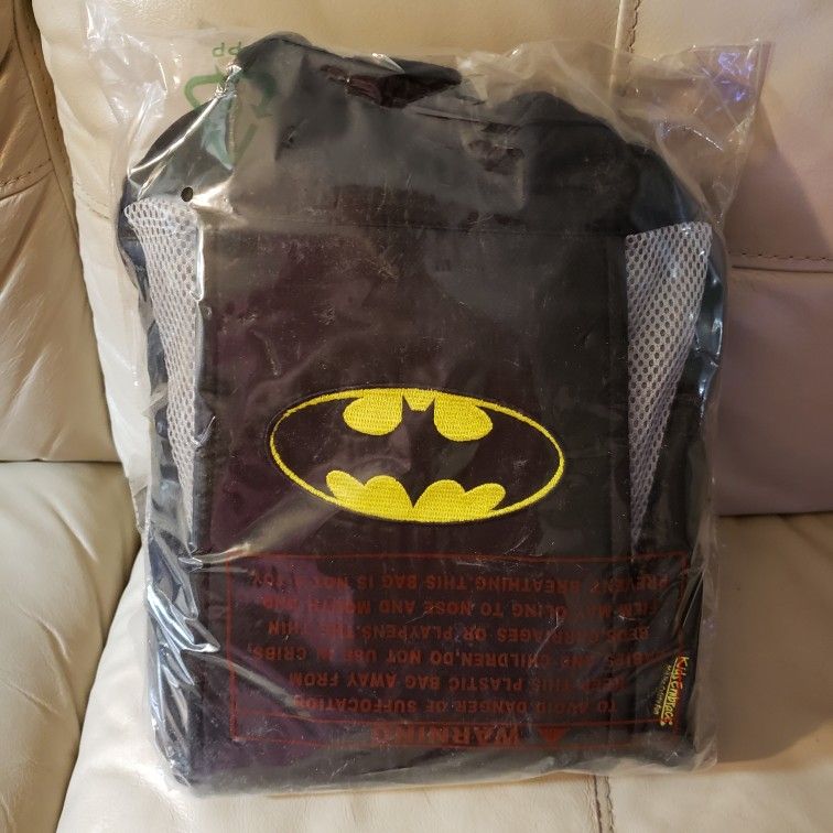 Batman Theme Infant Carrier!  New In Package. 