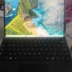 Microsoft surface pro 8 