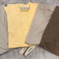 Essentials T-shirt