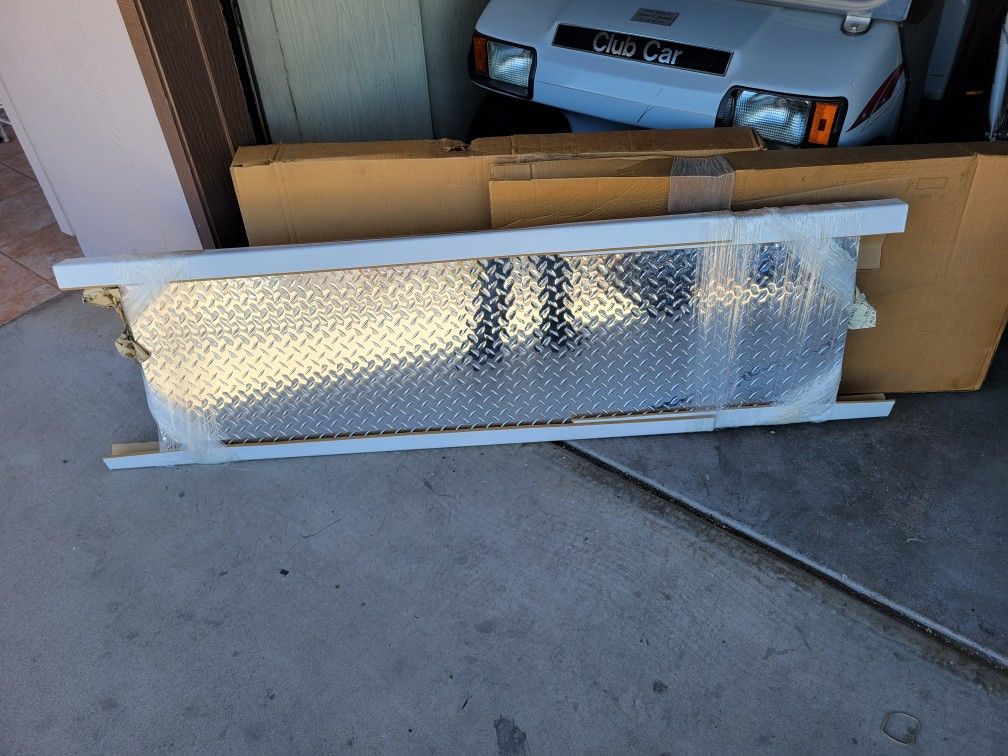 Diamond Plate Tailegate Cover