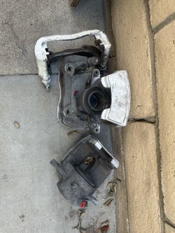 C250 Brake Calipers