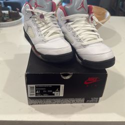 Jordan’s 5 Retro 