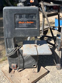 Black & Decker saw