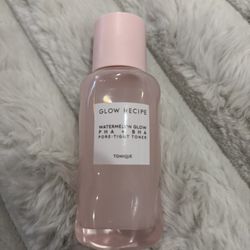 NEW GLOW RECIPE WATERMELON GLOW PHA + BHA PORE TIGHT TONER $8!