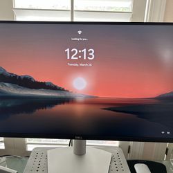 Dell 27 Inch QHD Monitor  With Box . Mint- 5 Months Warranty Left. $230 Retail