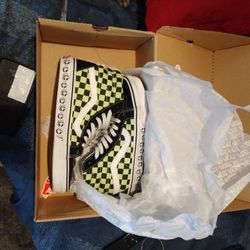 Van Shoes Size 10