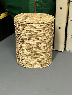 Woven Basket With Lid