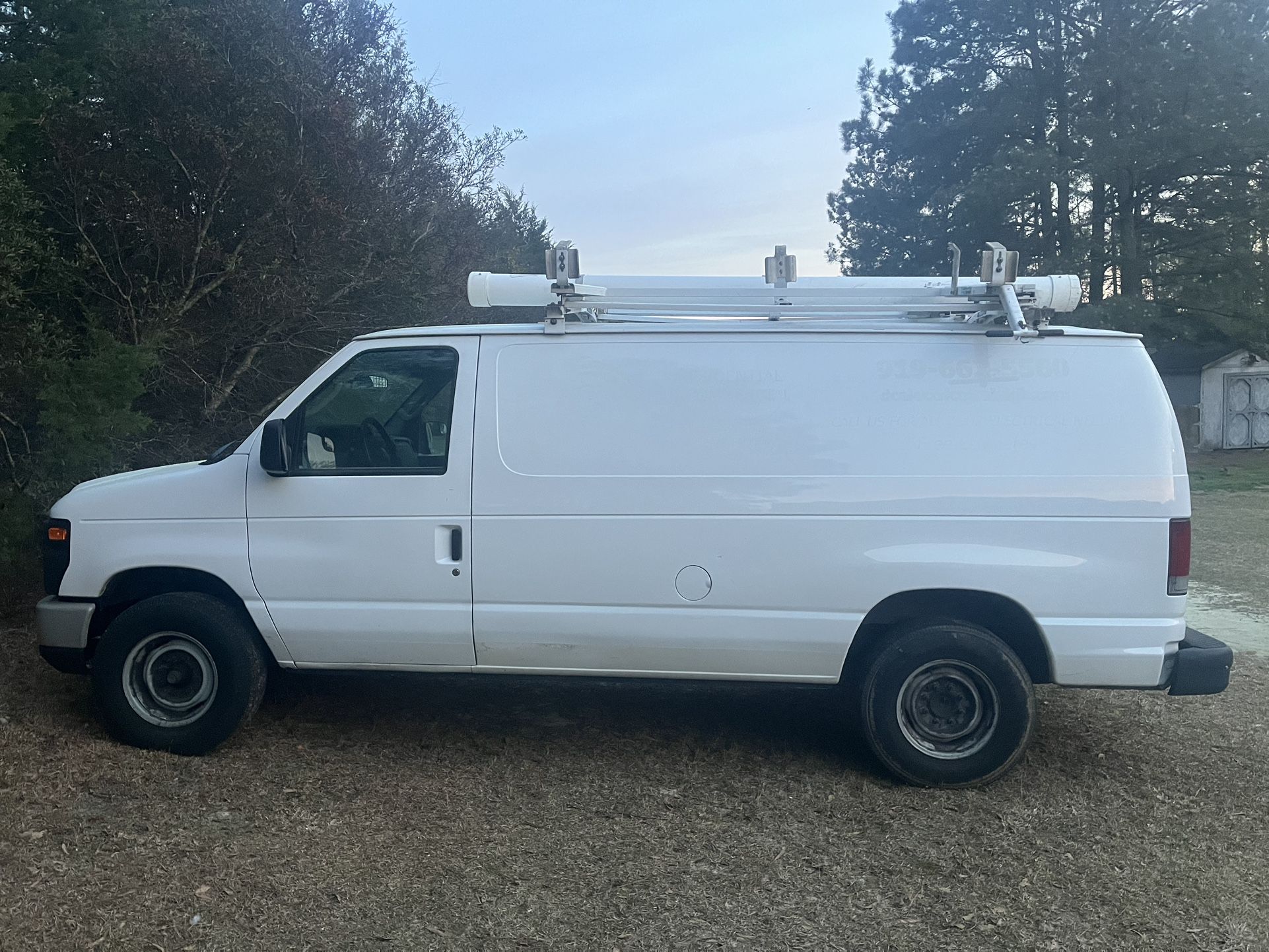 2010 Ford E-250