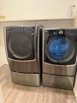 LG washer, and dryer  electric Everything Works