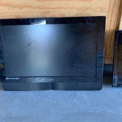 2 Flatscreen Tv’s