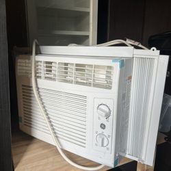 Window Air Conditioner 