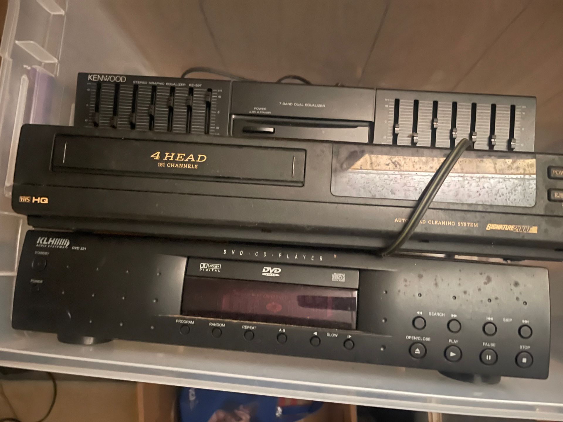 DVD Player, VHS player, 7 Band Sound Equalizer