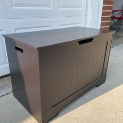 Brown storage box 