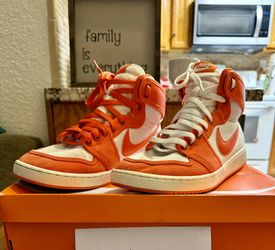 Men’s Nike Shoes Size 11 $40