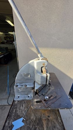 4-Ton Manual Sheet Metal Corner Notcher