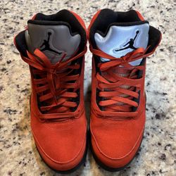 Jordan 5 Retro, Dunk on Mars (Women's) 9.5 in men's size