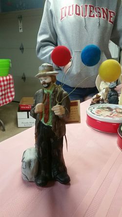 Emmet kelly jr music box