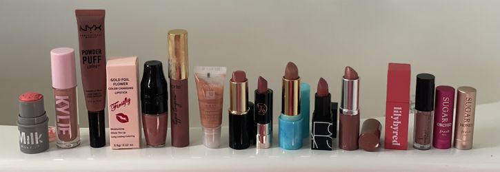 Lipsticks, Balms, and Glosses 