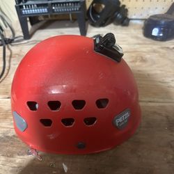 Mountaineering Helmet