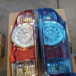 Taillights  2005-15 Toyota Tacoma