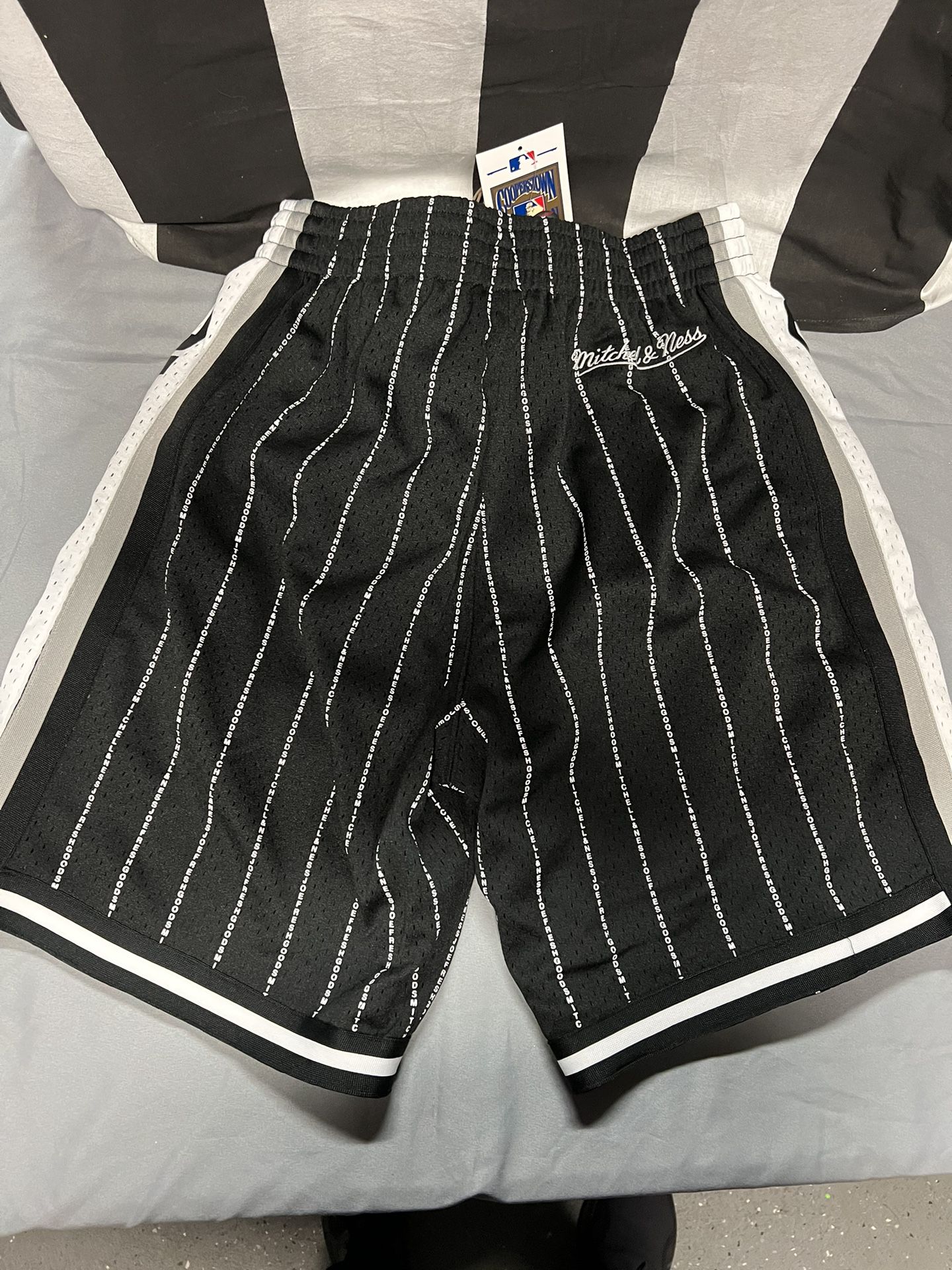 Orlando Magic Blue Mitchell & Ness Just Don Shorts Size XL for Sale in  Philadelphia, PA - OfferUp