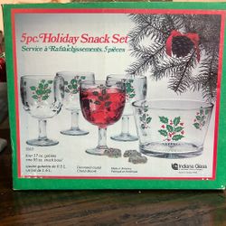 5 pc. Indiana Glass Holiday Snack Set + Extra Bowl!