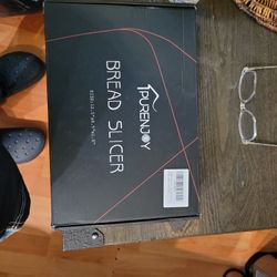 Pure Joy Wooden Bread Slicer