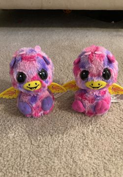 Twin Hatchimal Surprise toys