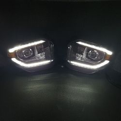Toyota Tundra 14-21 LED headlights 