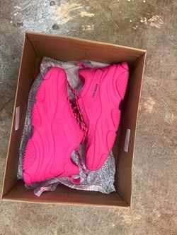 Steve Madden sneakers