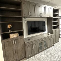 Custom Entertainment Center (FREE IN-HOME-ESTIMATE)