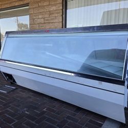 10 FT Commercial Refrigerated Display Case / Deli Showcase