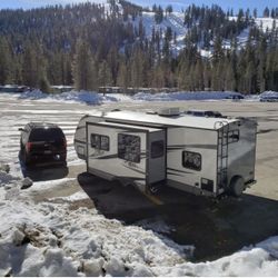Open Range 30’ Bunkhouse Travel Trailer- Fully Loaded ready to go Camping 🏕️