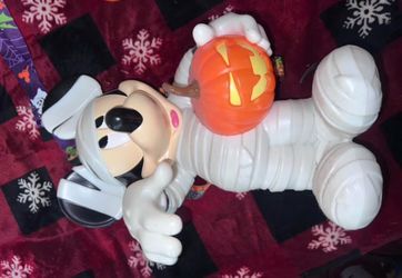 Mummy Mickey popcorn bucket