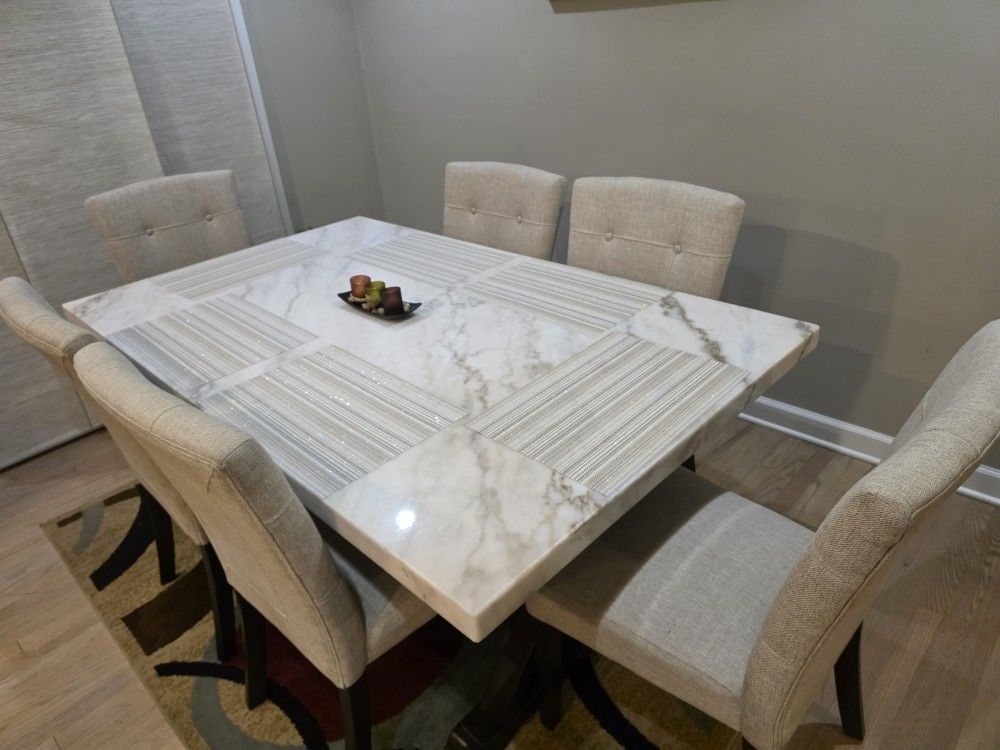 Marbke Table Dining Set 