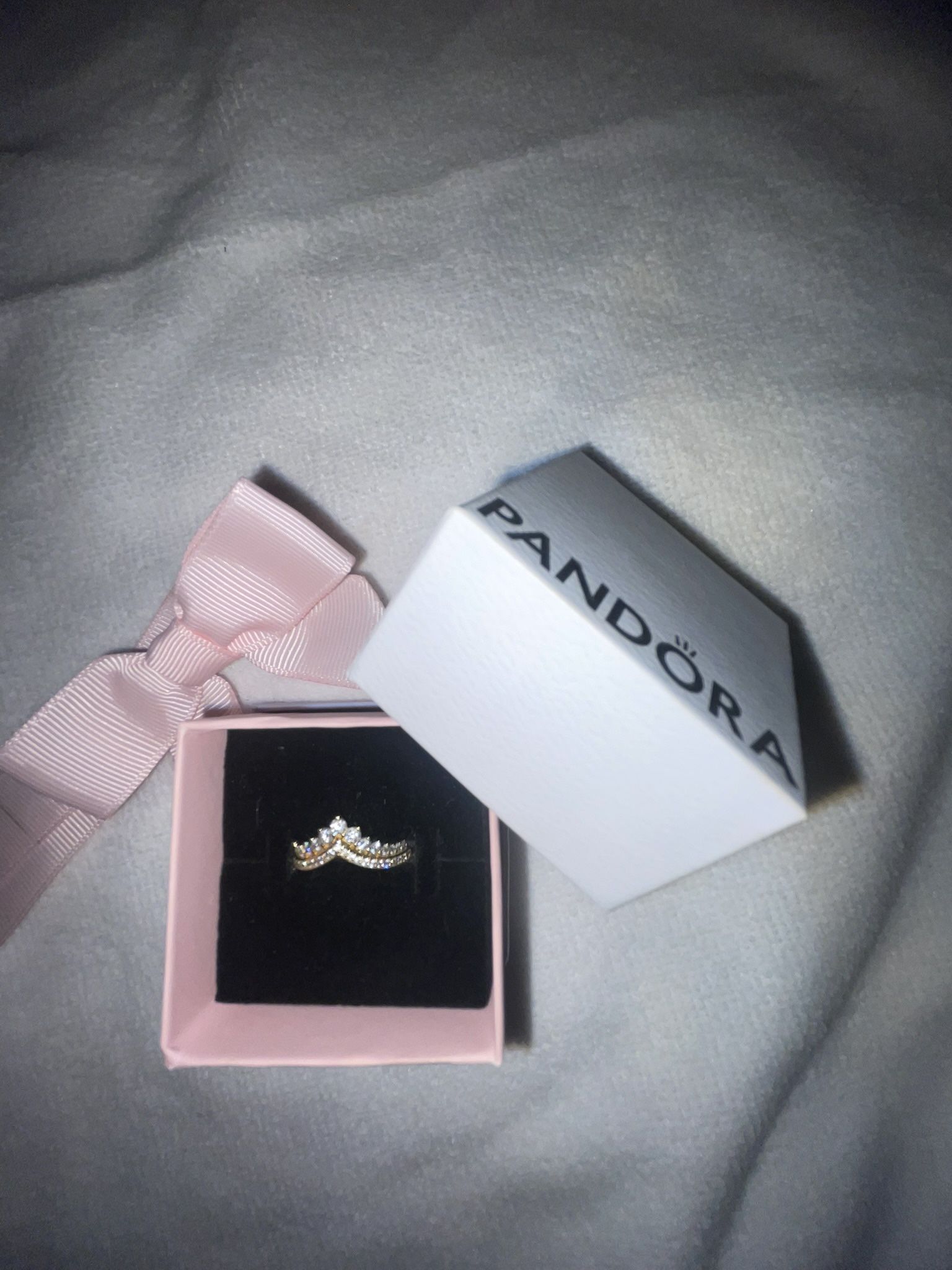 Pandora Ring