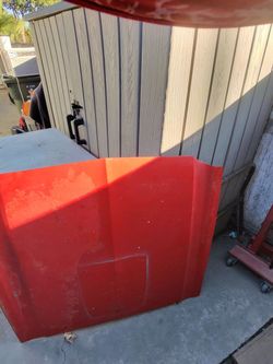 Mustang II hood 75 through 78 only with scoop holes