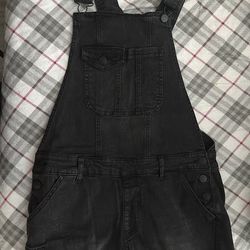 Women’s denim Shortalls - size M